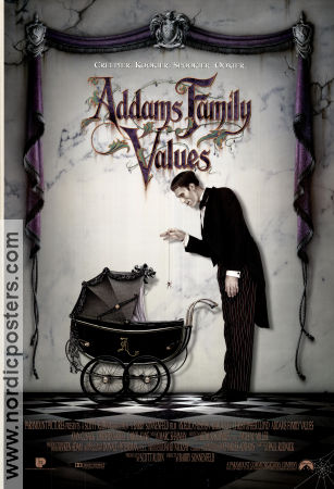 Addams Family Values 1993 movie poster Anjelica Huston Raul Julia Christopher Lloyd Barry Sonnenfeld Kids