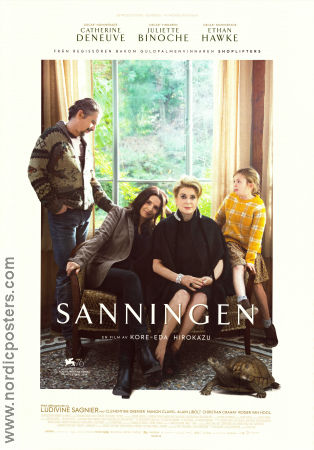 Sanningen 2019 poster Catherine Deneuve Juliette Binoche Ethan Hawke Kore-eda Hirokazu