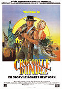 Crocodile Dundee 1986 poster Paul Hogan Linda Kozlowski John Meillon Peter Faiman Filmen från: Australia