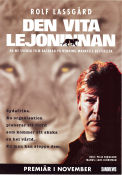 Den vita lejoninnan 1996 poster Rolf Lassgård Ernst Günther Pelle Berglund Text: Henning Mankell Katter